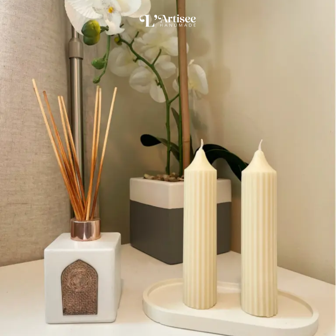 Ribbed Candle (Medium)