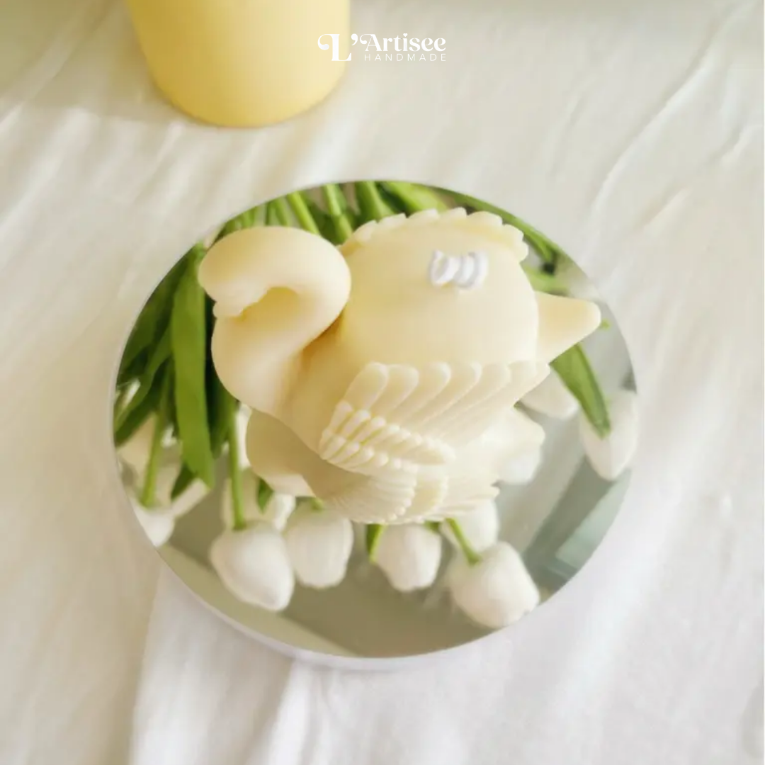 Swan Candle